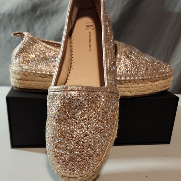 INC International Concepts Shoes - INC Like New, Gold Espadrille Shoes wi Shimmery Finish In Size 7.5
